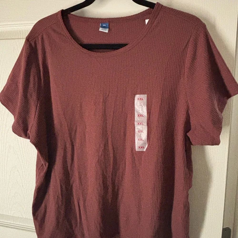 Old Navy Rust Ribbed Top - Picture 1 of 3